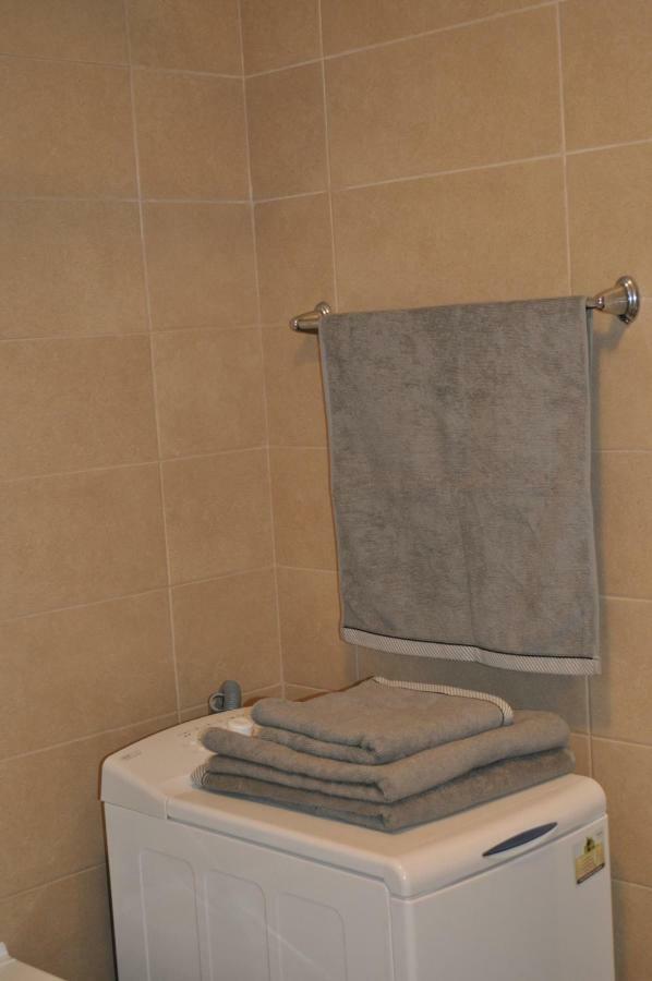 Sleep & Fly Apartment Отопени Екстериор снимка