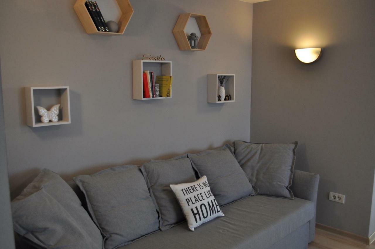 Sleep & Fly Apartment Отопени Екстериор снимка