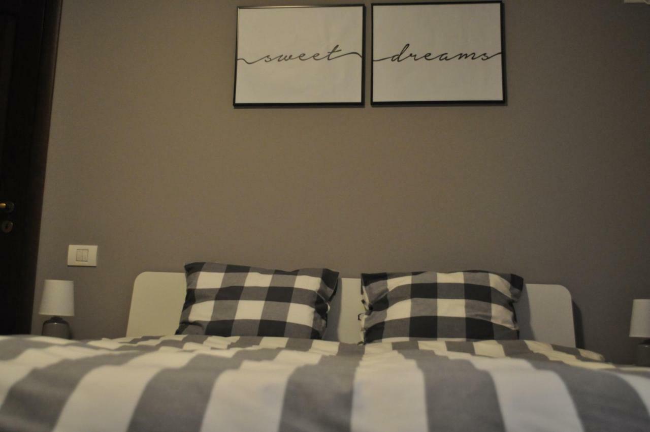 Sleep & Fly Apartment Отопени Екстериор снимка